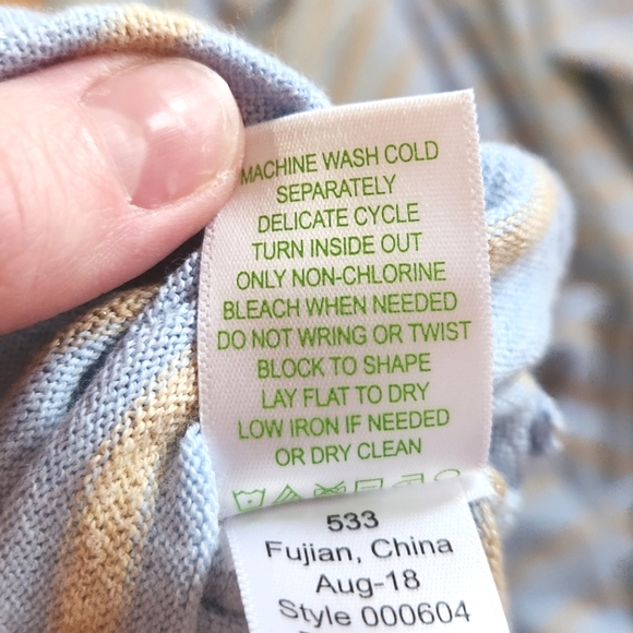 GUC Lilly Pultizer Striped Sweater, Size M - Picture 8 of 9